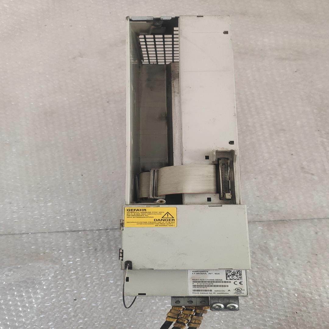 （设备配件）西门子驱动器6SN1123-1AA00-0DA2，实物拍摄，