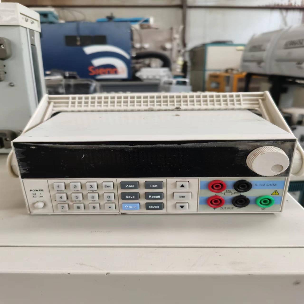 （设备配件）直流稳压电源两个。SGC30V5A型号一个，3646A型一个