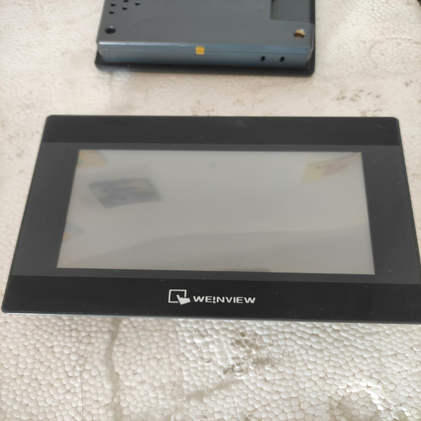 威纶通触摸屏7寸TK6070iP