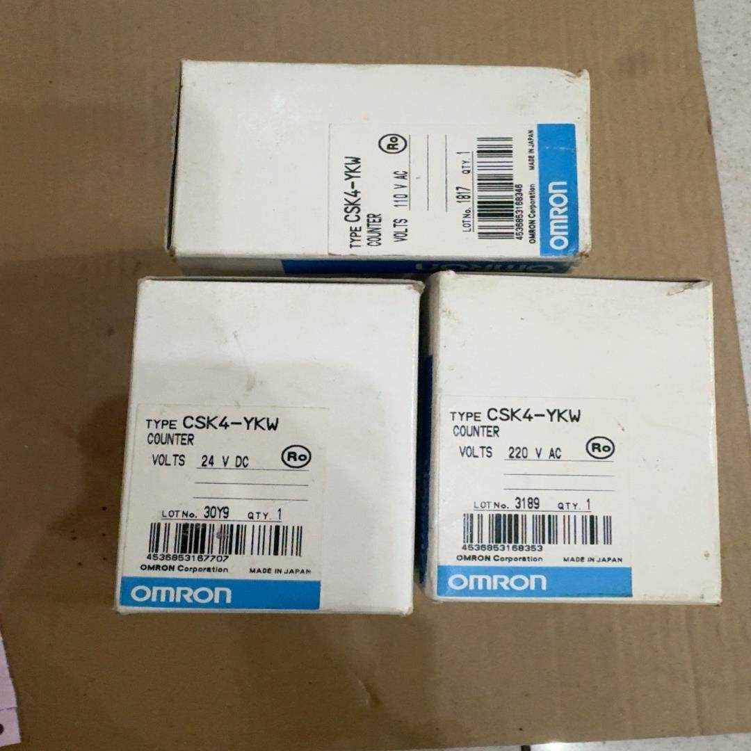 计数器 CSK4-YKW 共3个  300