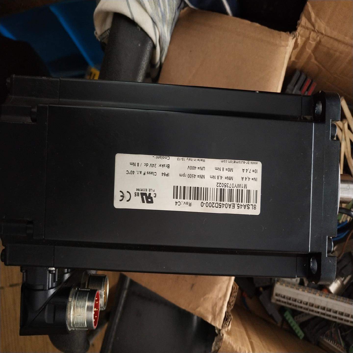 贝加莱伺服电机8LSA45.EA045D200-0成色几乎全