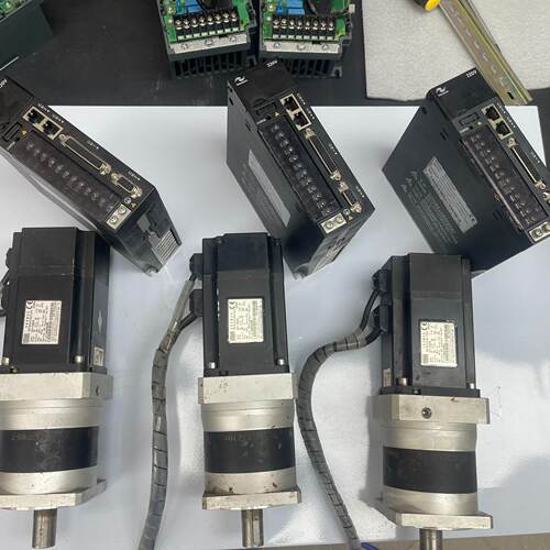 [德峰]成色电机IS620PS5R5I 好带   汇川   驱动器