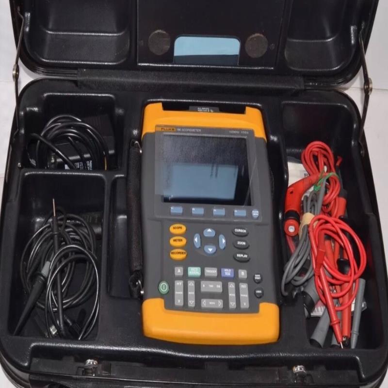 Fluke 196 100MHz，1Gs/s，2CH示波器，