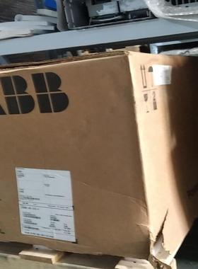 变频器ACH550-UH-157A-4  90kw