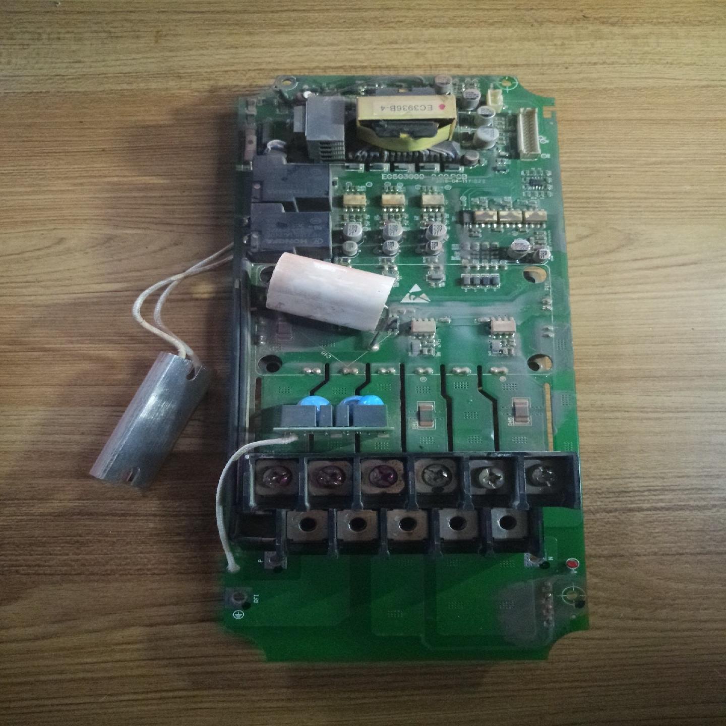 （设备配件）拆机易控变频器EC50011G0015P43C主机，功能包好