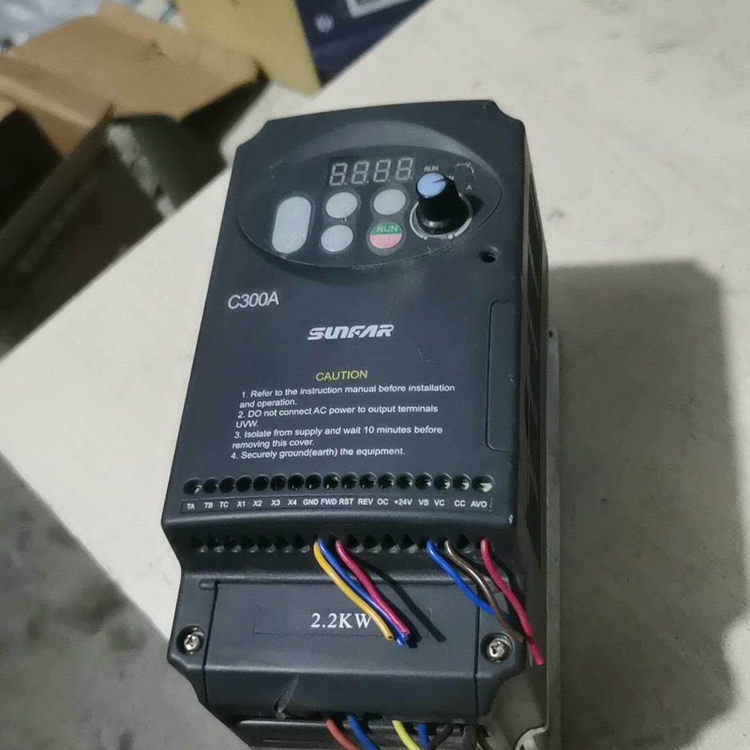 四方变频器C300A-2S0022L，2.2KW 220V，