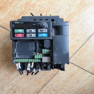 憨憨电子 台达变频器 2.2KW VFD022E43A