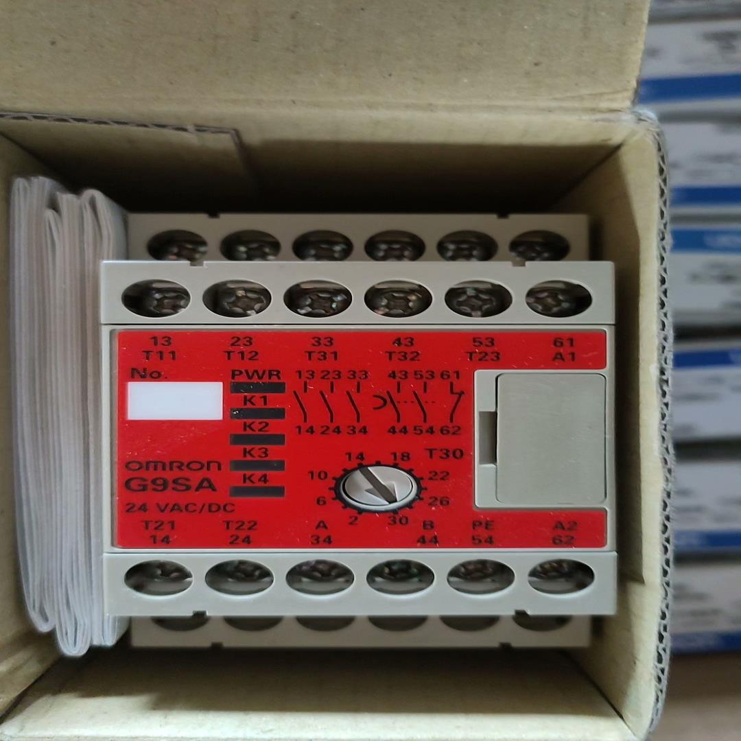 安全继电器G9SA-321-T30全新原装
