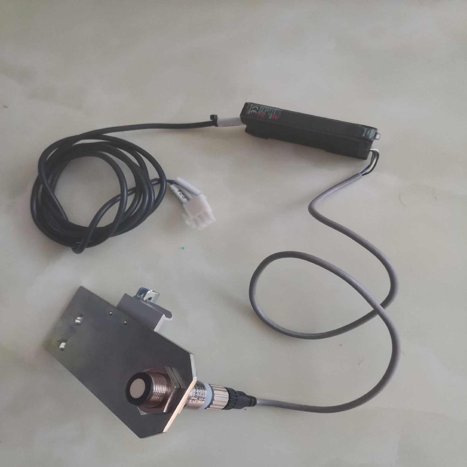 E4C-UDA11AN/E4C-DS30超声波传感器