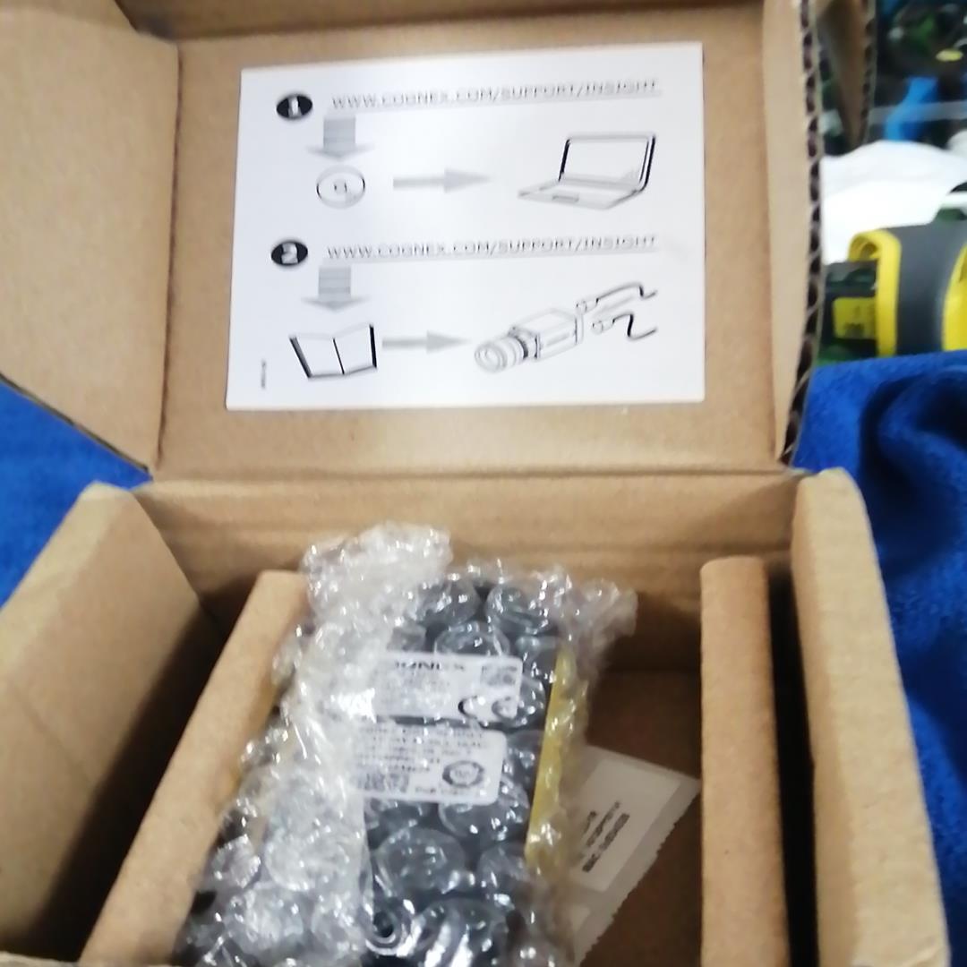 康耐视IS8100M-353-40工业相机