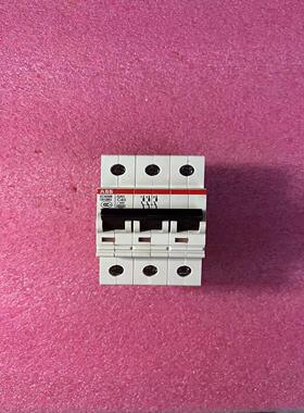 九成新断路器空气开关 S263 C40议价