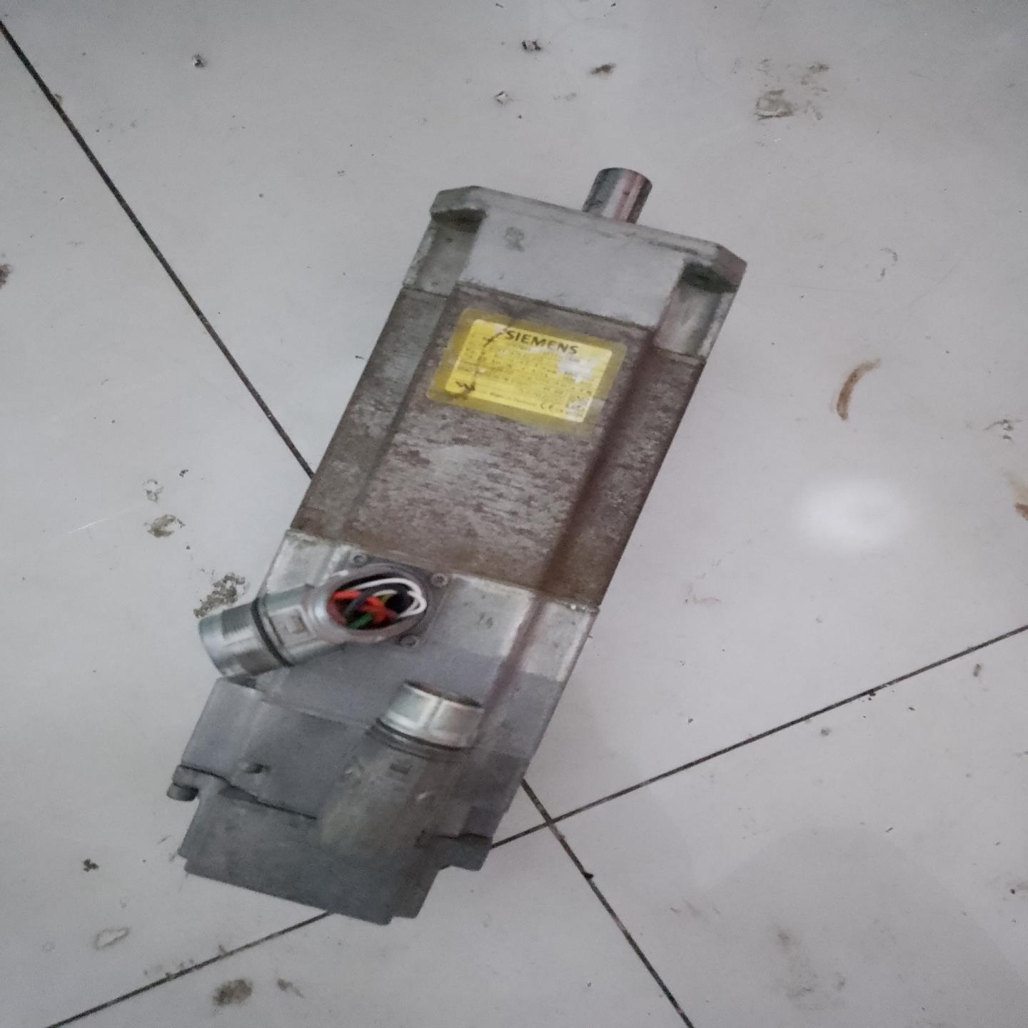 {雅致机械商行}西门子伺服电机1FK7044-7AF71-1AB0功能包