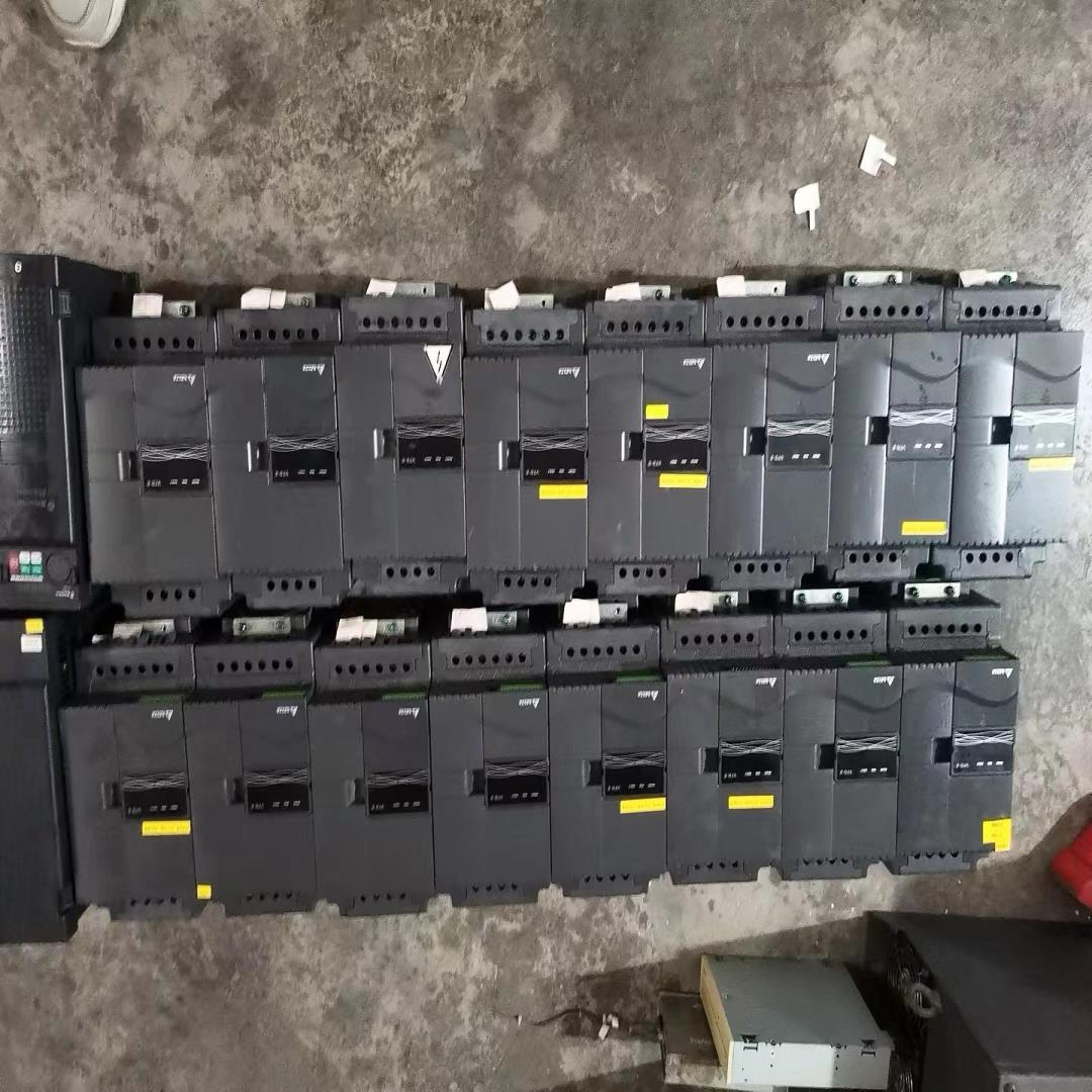 议~9成新台达11kw变频器VFD110E43A，19年产基本没