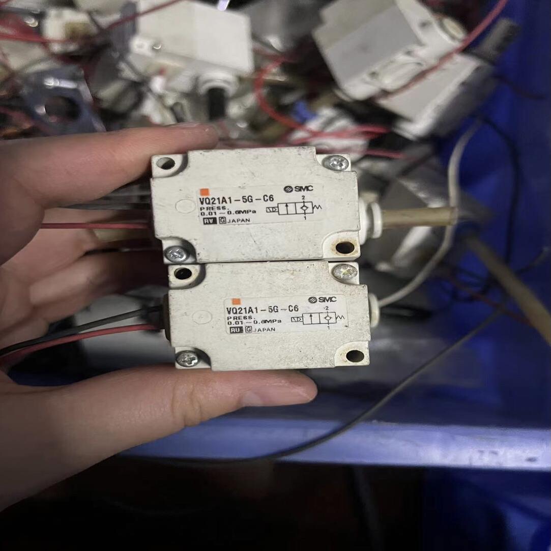 SMC先导式2通电磁阀：VQ21A1-5G-C6实拍图