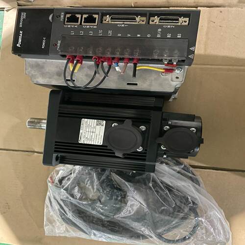 [德峰]Powmax国迈伺服电机2KW成色漂亮线缆齐全