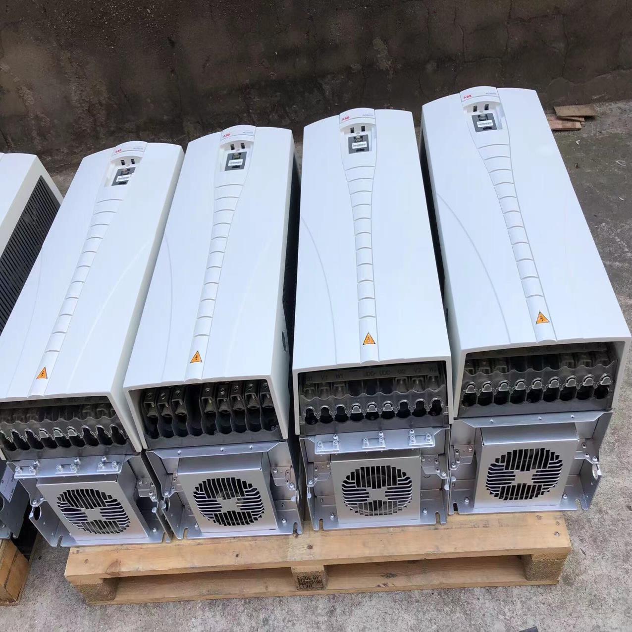 变频器ACS510-01-03A3-4 1.1KW 询