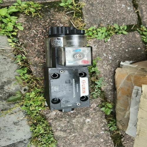 LIⅩIN型号4WE6D6xEW220RNZ5L1个