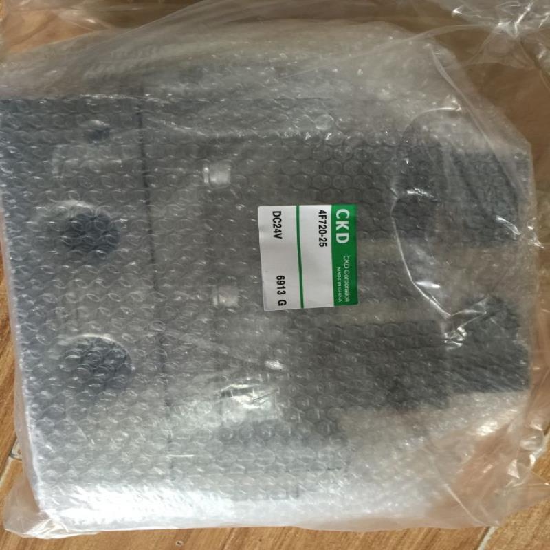 CKD喜开理先导式5通电磁阀4F720-25-AC220V AC110V DC24V议价