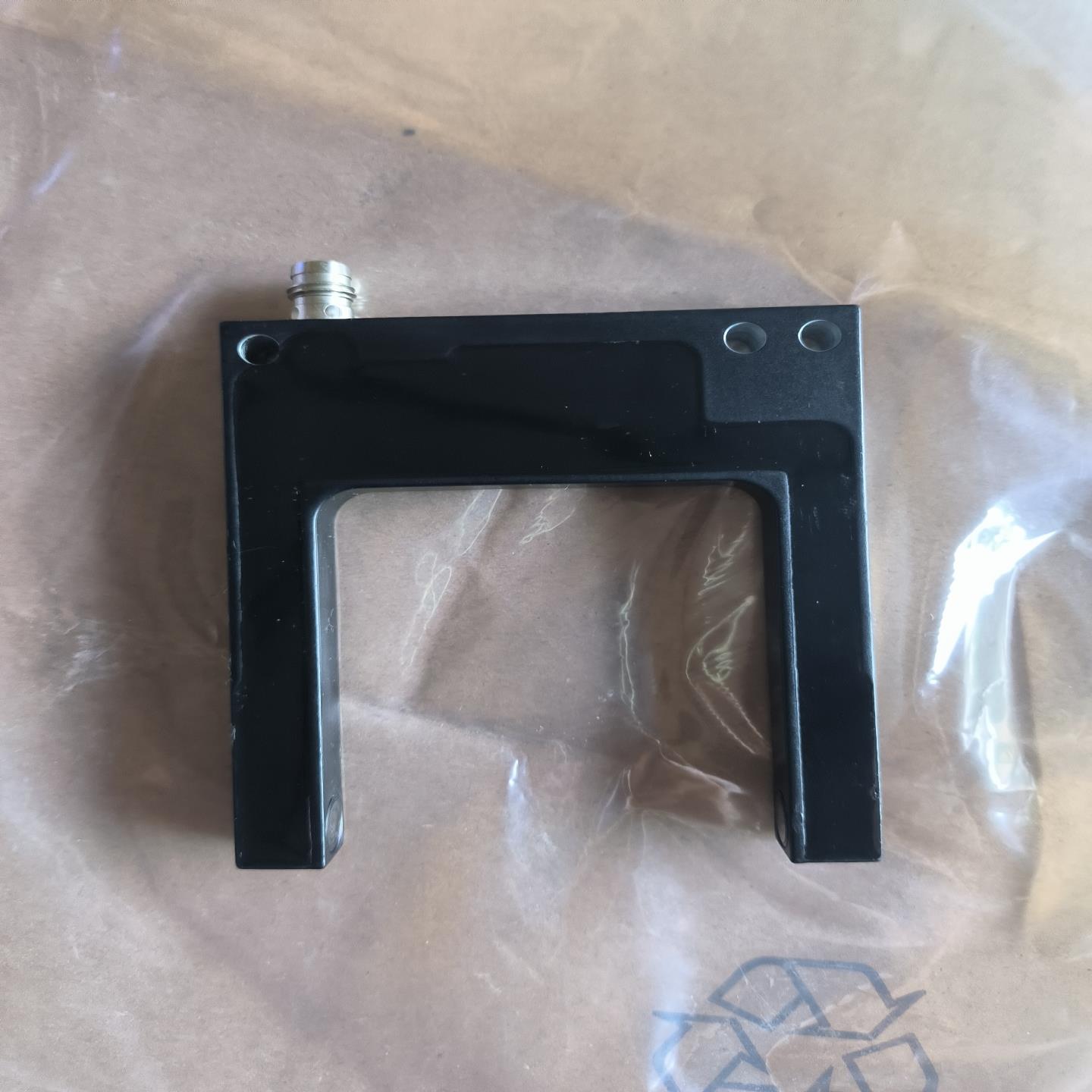 GL50-IR/32/40a/98A  PF槽型传感器