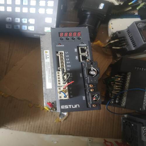 （设备配件）拆机ESTUN驱动器，PRONET-10AMC，1KW，实物