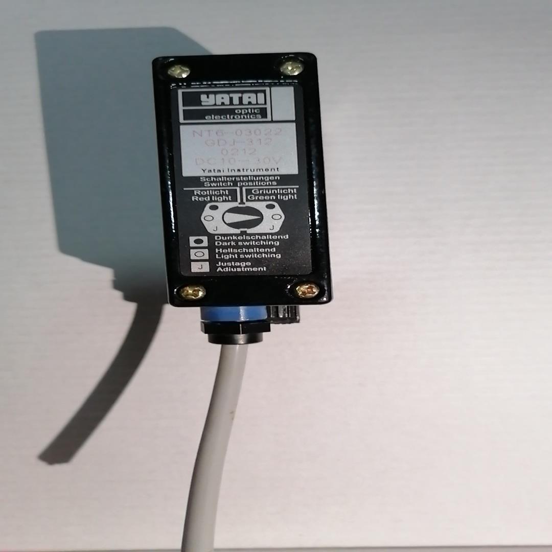 YATAL 上海亚泰色标传感器 NT6-03022   GD