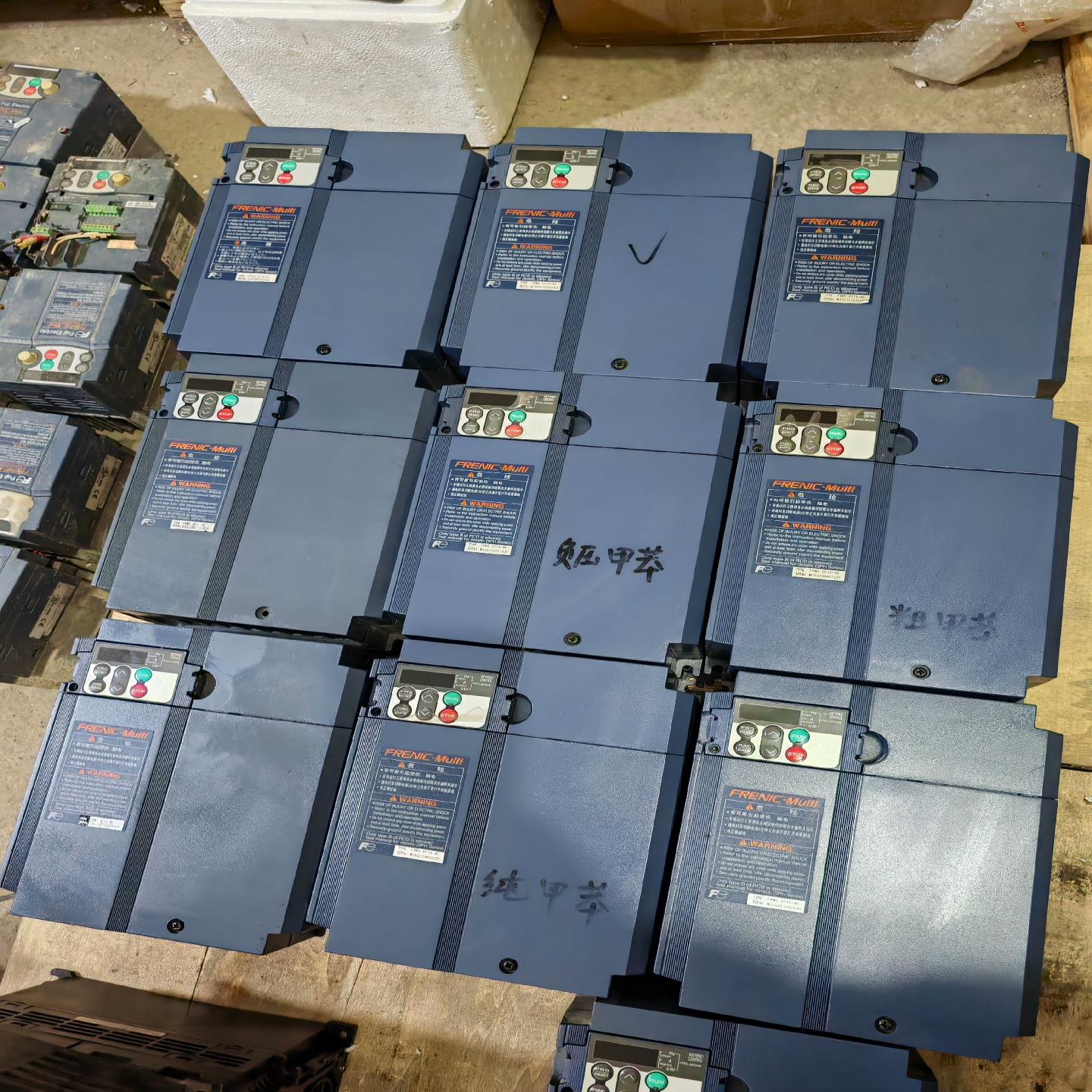 富士变频器FRN5.5E1S-4C成色嘎嘎漂亮，富士变频器F