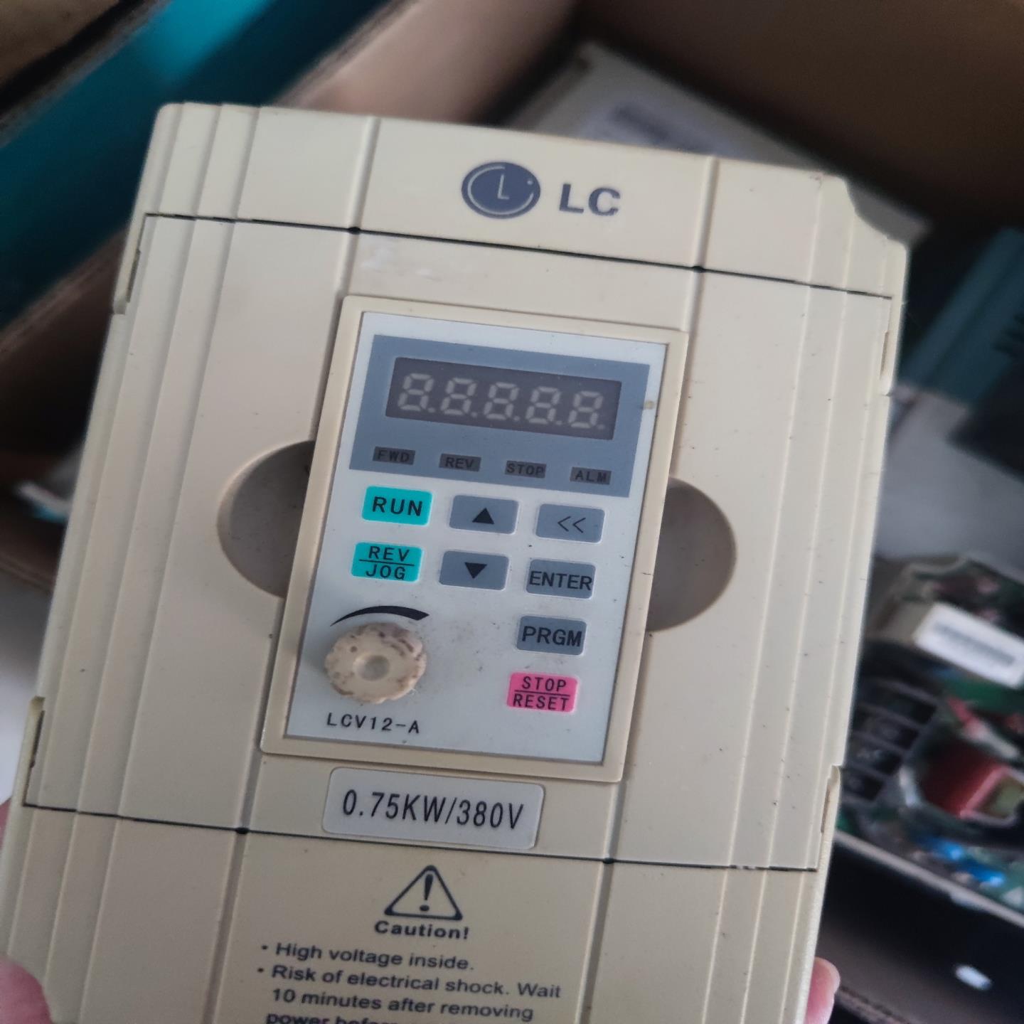 （设备配件）0.75变频器LCV12Slc-H75-kw -G.T04A