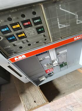 框架断路器F1S  In=2000A，Ue=690V全