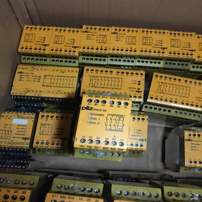 皮尔兹PNOZ安全继电器PilZ X3 774318 774