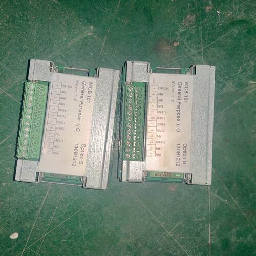 丹佛斯MCB101，I/O 板通讯模块130B1212