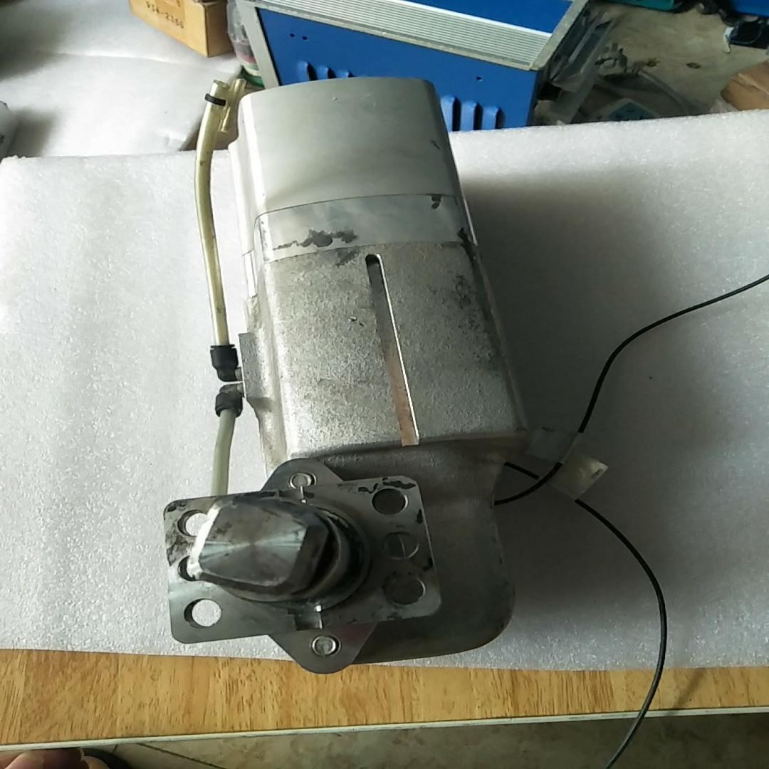 议~VAT阀门控制器0680X-VA24-AWR1,成色还是