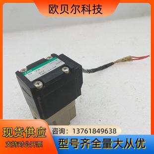 1个 CKD电磁阀AD11 15A 03A AC220V