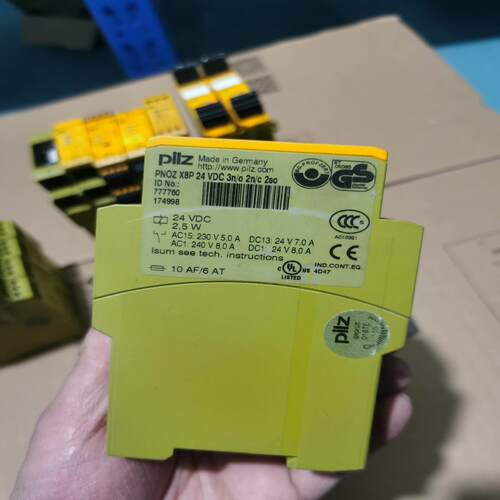 议~皮尔兹 PiIZ   PNOZ  X8P ID77776
