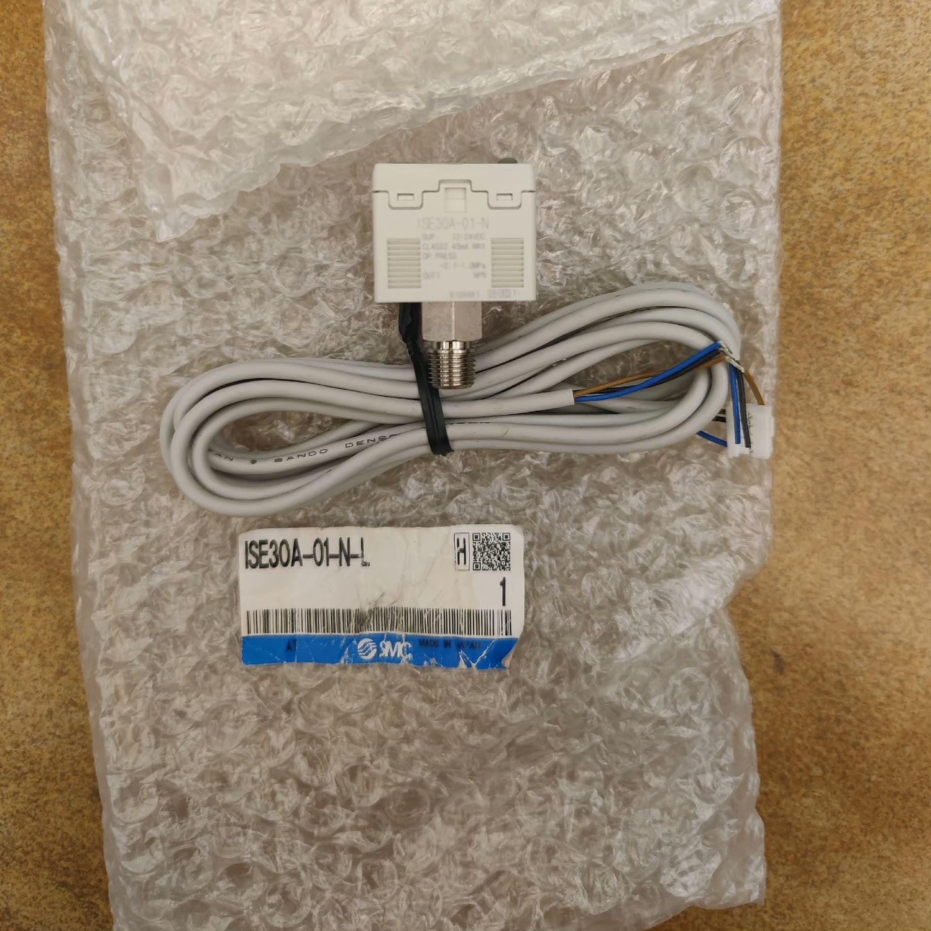 ISE30A-01-N-L 数显压力开关