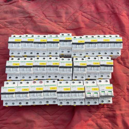 iC60N 2P B6A微型断路器，原装，全新正品