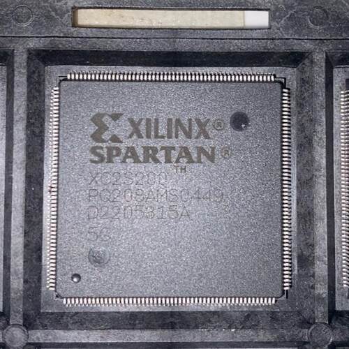 （设备配件）XILINX XC2S200 PQ208AMS0449