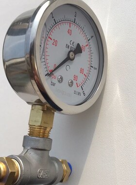 压力表 加三通 加pu管快插接头 压力6bar 90psi =0.6mpa 表径68mm
