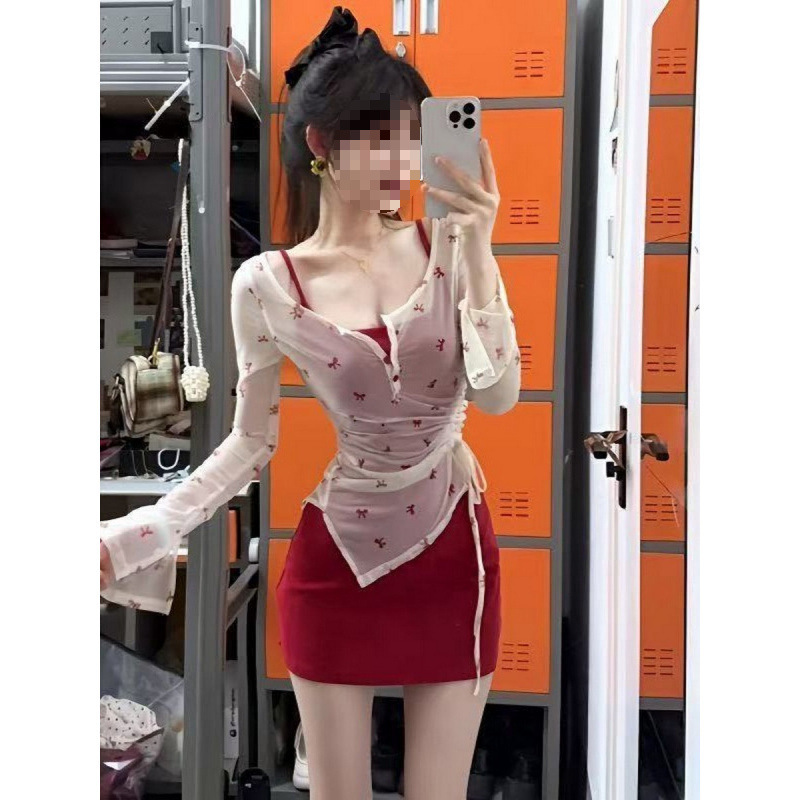 纯欲辣妹套装显瘦红色吊带连衣裙女夏季长袖不规则防晒罩衫两件套