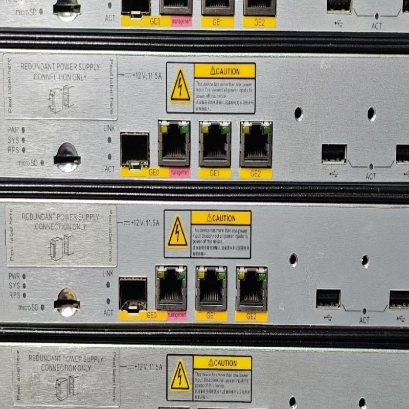 华为  AR2220E  企业级千兆路由器，全千兆端口，机器
