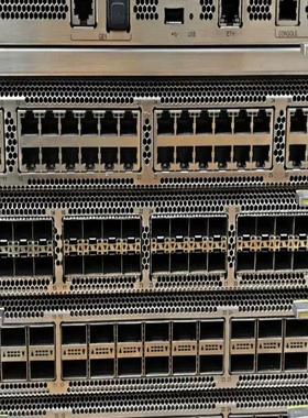 华为 CE12804/CE12808 数据中心核心交换机