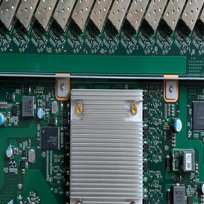 标价出GPHF C+板卡，拆机充新成色，满配光模块，成色新，