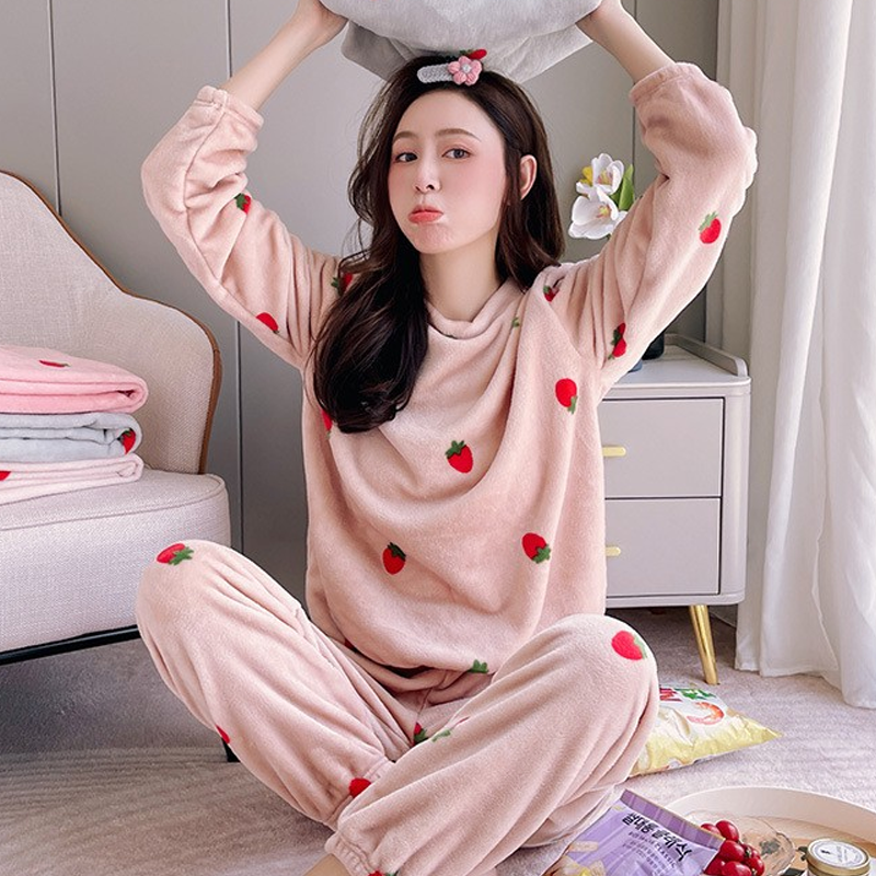 六衿珊瑚绒睡衣女士秋冬季长袖保暖加绒加厚可爱卡通冬天家居服套-第2张图片-提都小院 六衿珊瑚绒睡衣女士秋冬季长袖保暖加绒加厚可爱卡通冬天家居服套-第2张图片-提都小院