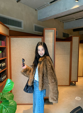 isaro uu 冬日焦糖挚爱半卷~西班牙进口托斯卡纳皮毛一体皮草外套