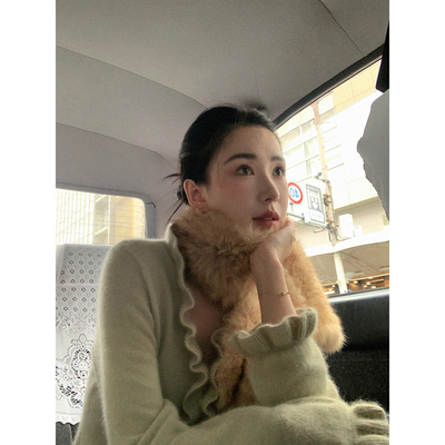 isaro uu 高品山羊绒浣熊绒混纺~亲肤软糯木耳边温暖针织衫