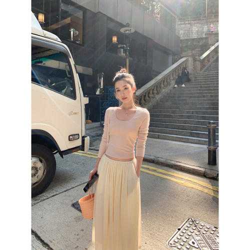 isaro uu 软软亲肤感天鹅颈修身T恤~V领低圆领长袖/短袖肌理感棉T