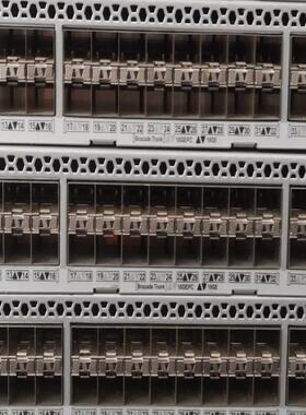 博科Brocade VDX6740  企业级万兆核心交换机