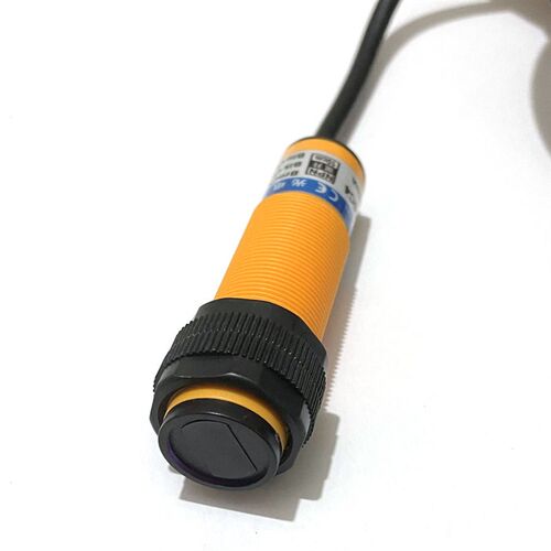 M18光电开关E3F-DS10C4 30C4 30P1漫反射型红外感应传感器NPN PNP