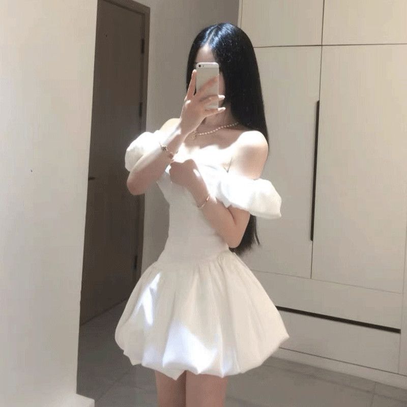 缎面蓬蓬裙法式气质辣妹性感纯欲风连衣裙复古一字肩白色抹胸短裙