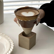 中古风手工陶瓷咖啡杯碟复古下午茶拿铁拉花杯漏斗形状粗陶马克杯