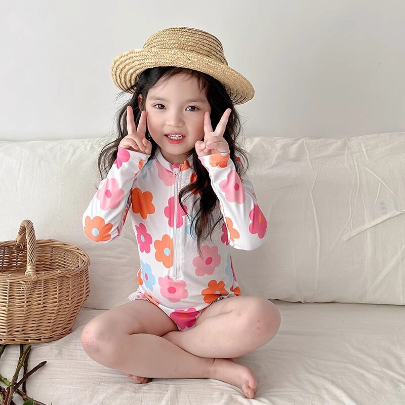 卡通印花女童游泳衣女宝宝夏季露背连体泳衣潮儿童外出游泳衣